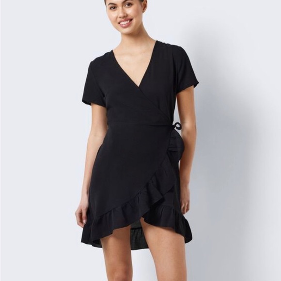 Noize - Black Wrap Dress - Picture 3 of 3